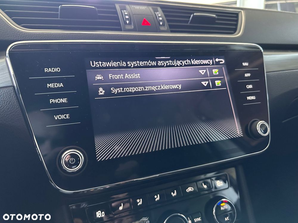 Skoda Superb 2.0 TDI SCR 4x4 Style DSG - 15