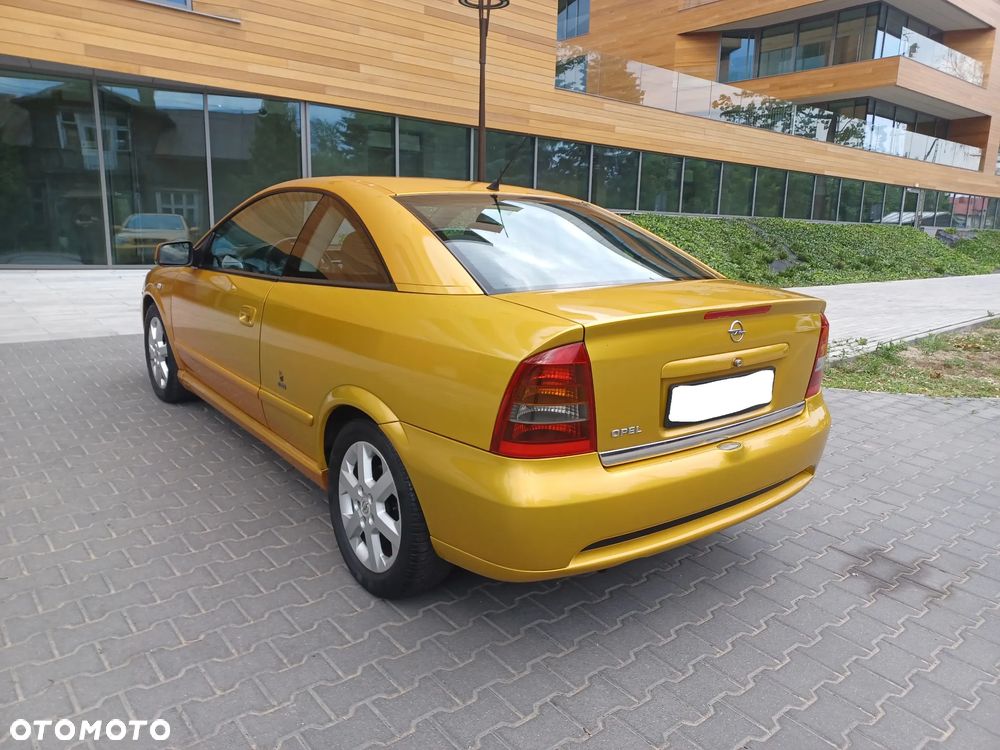 Opel Astra 2.2 Bertone - 8