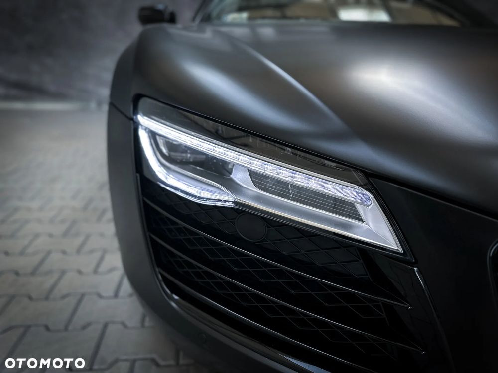Audi R8 Spyder - 10