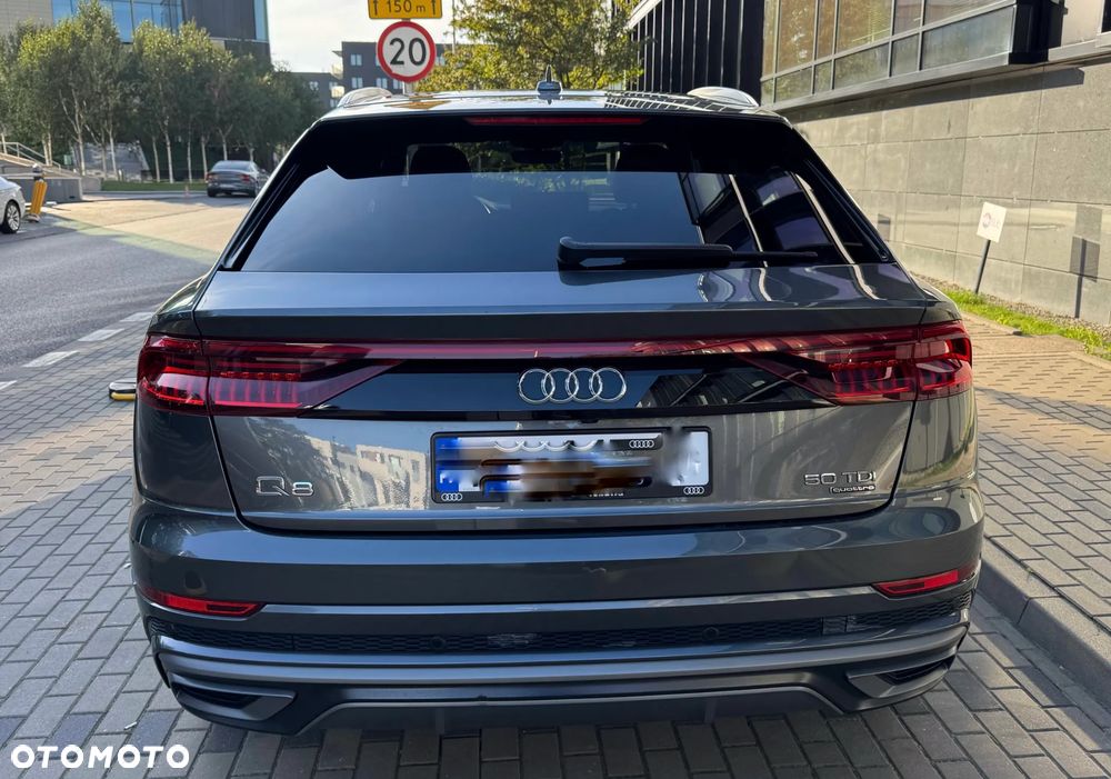 Audi Q8 ver-50-tdi-mhev-quattro-tiptronic - 10