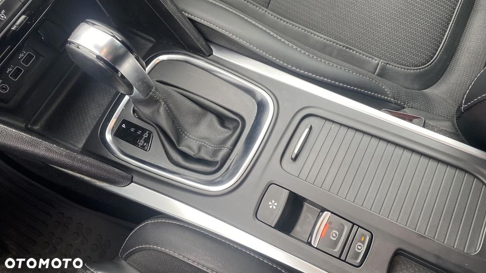 Renault Megane 1.3 TCe FAP Techno EDC - 15