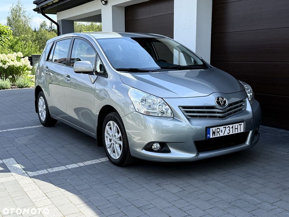 Toyota Verso 1.8 Edition - 11