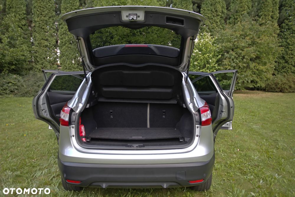 Nissan Qashqai 1.6 dCi 4x4 360 S&S - 26