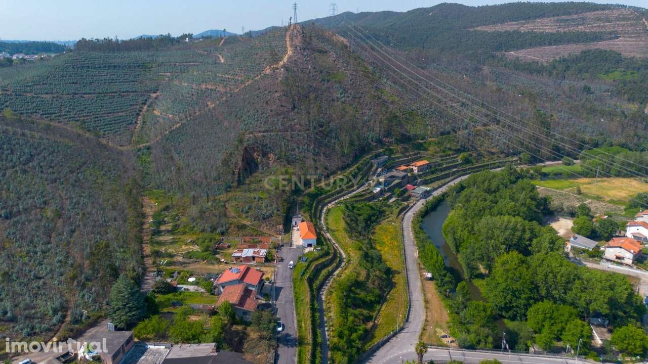 Lote de terreno com 655 m2 em Covelo - perto do rio Sousa - Grande imagem: 2/16