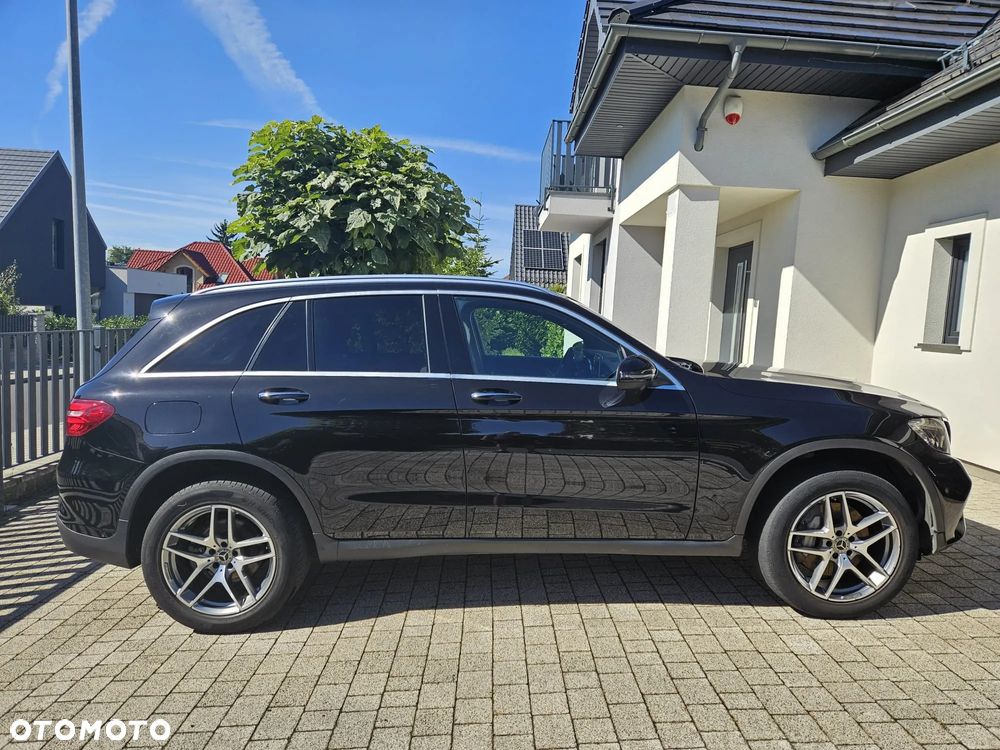 Mercedes-Benz GLC 300 4-Matic - 2