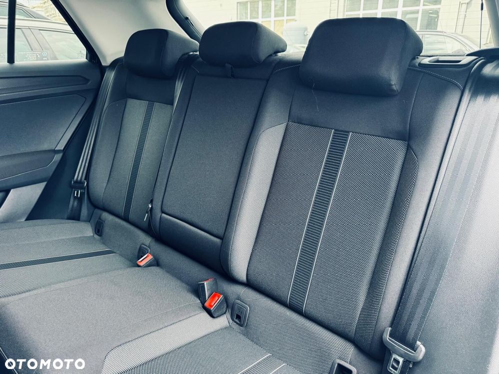 Volkswagen T-Roc 1.5 TSI Life DSG - 13