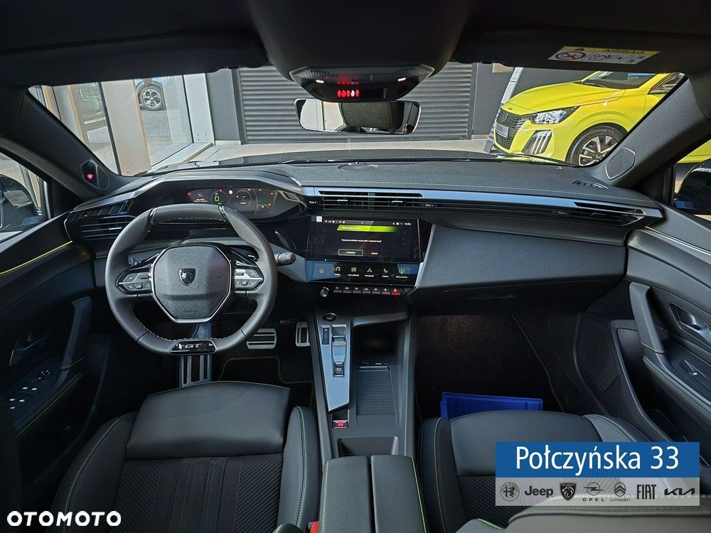 Peugeot 408 - 12