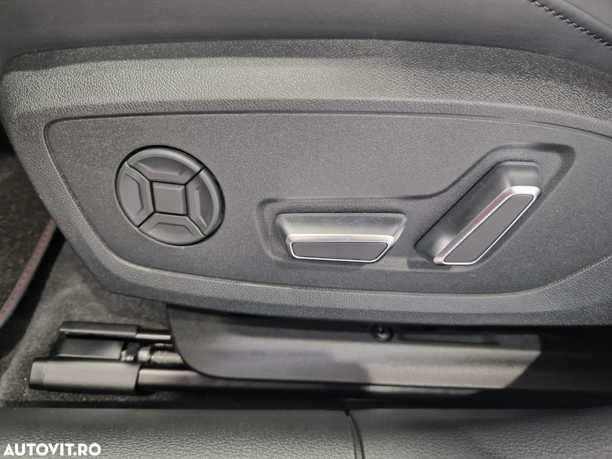 Audi RS6 Avant Performance TFSI quattro Tiptronic MHEV - 17