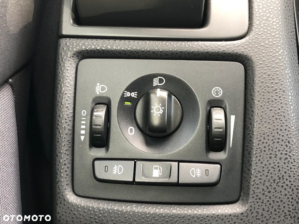Volvo V50 - 18