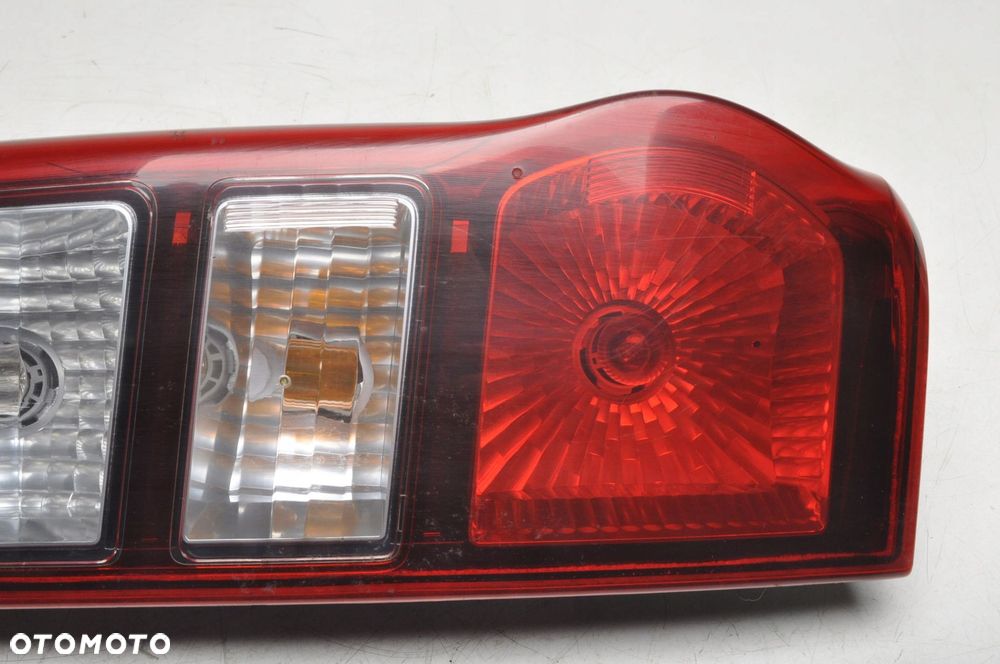 ISUZU D-MAX II LAMPA LEWA TYLNA LEWY TYŁ - 3