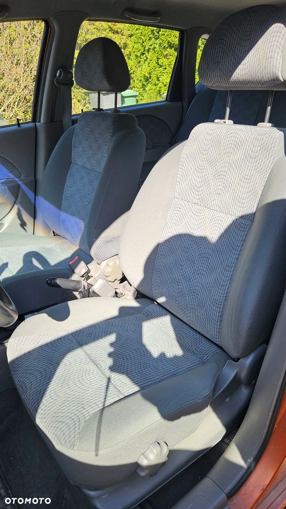 Chevrolet Aveo 1.2 SE / Plus - 23