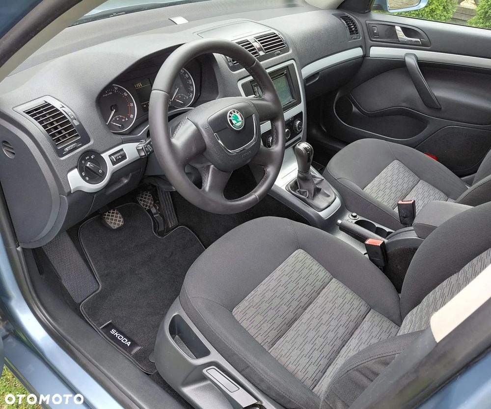 Skoda Octavia 1.6 Team Edition - 15
