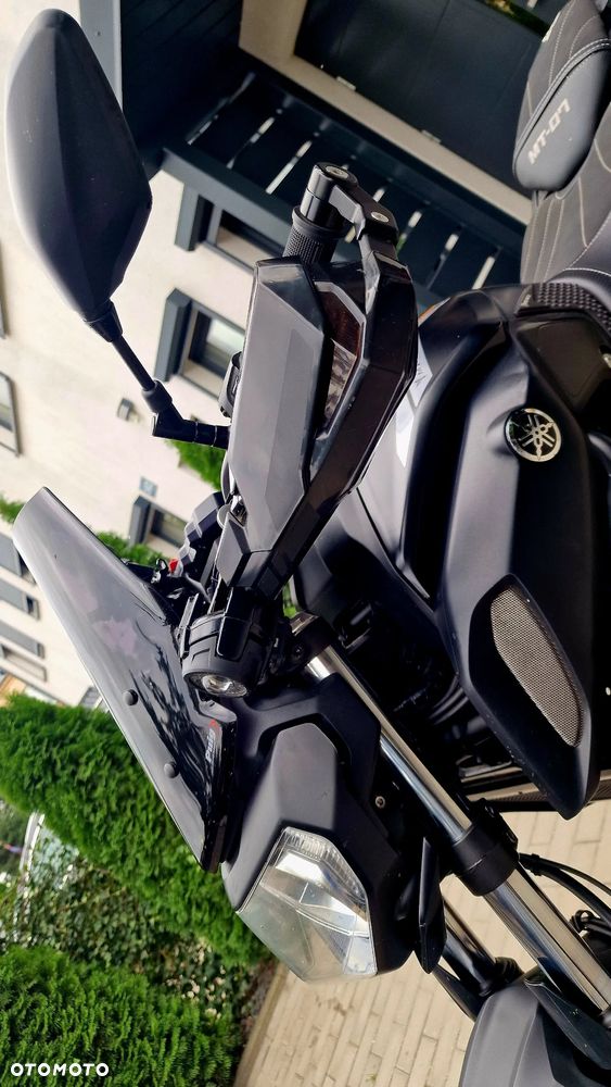 Yamaha MT - 12