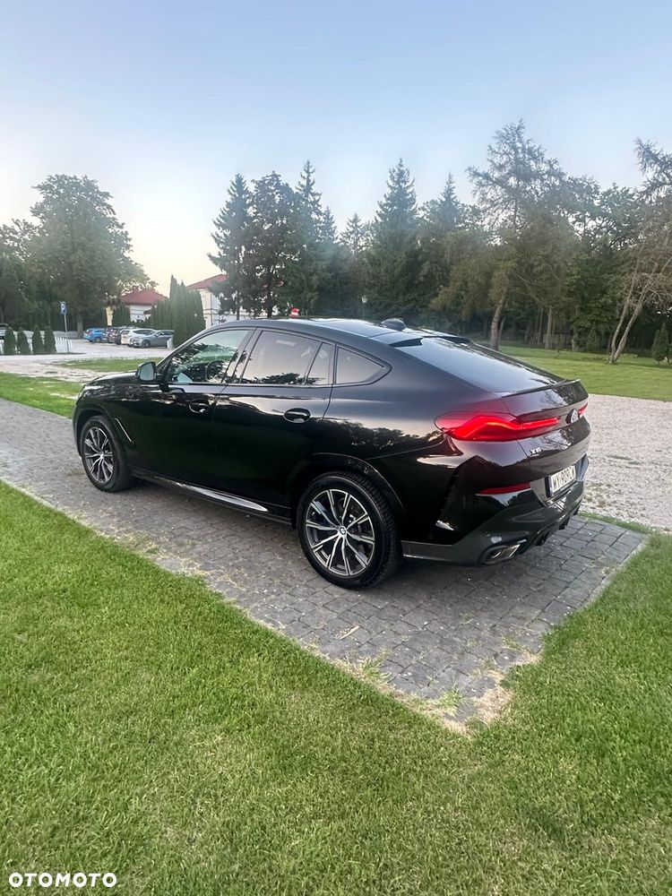 BMW X6 - 11