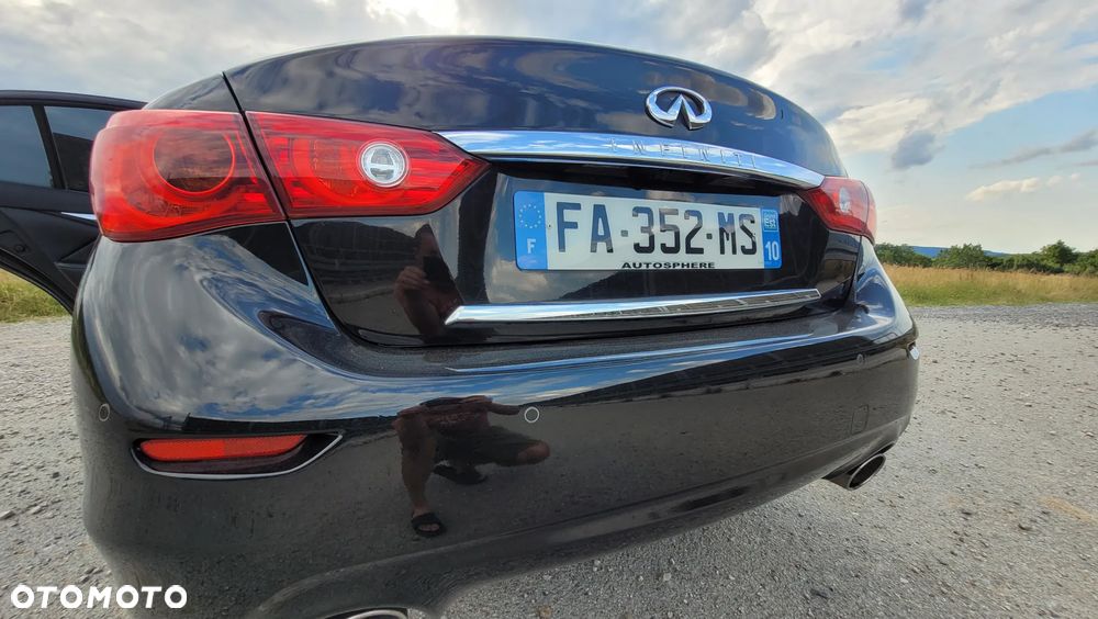 Infiniti Q50 2.2d Sport Sound Studio by Bose - 19