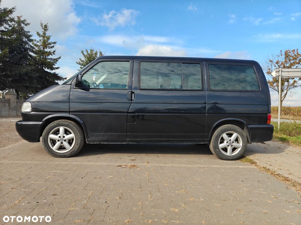 Volkswagen Multivan Standard - 8