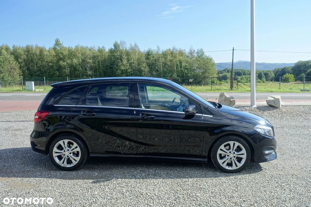 Mercedes-Benz Klasa B 180 7G-DCT Style - 4