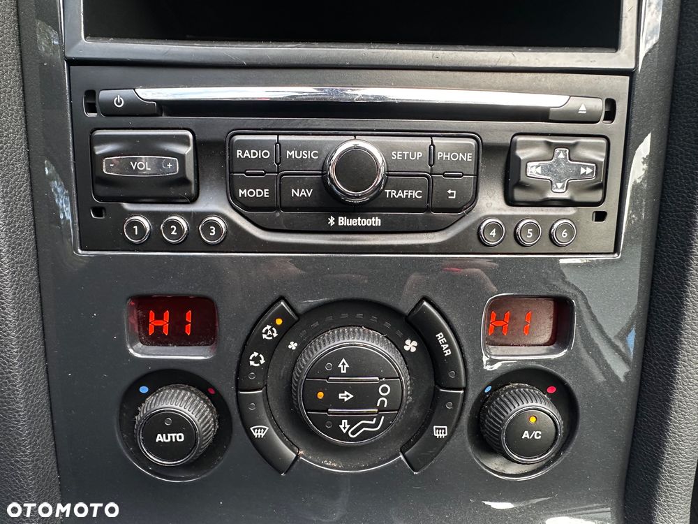 Peugeot 5008 120 VTi Active - 15