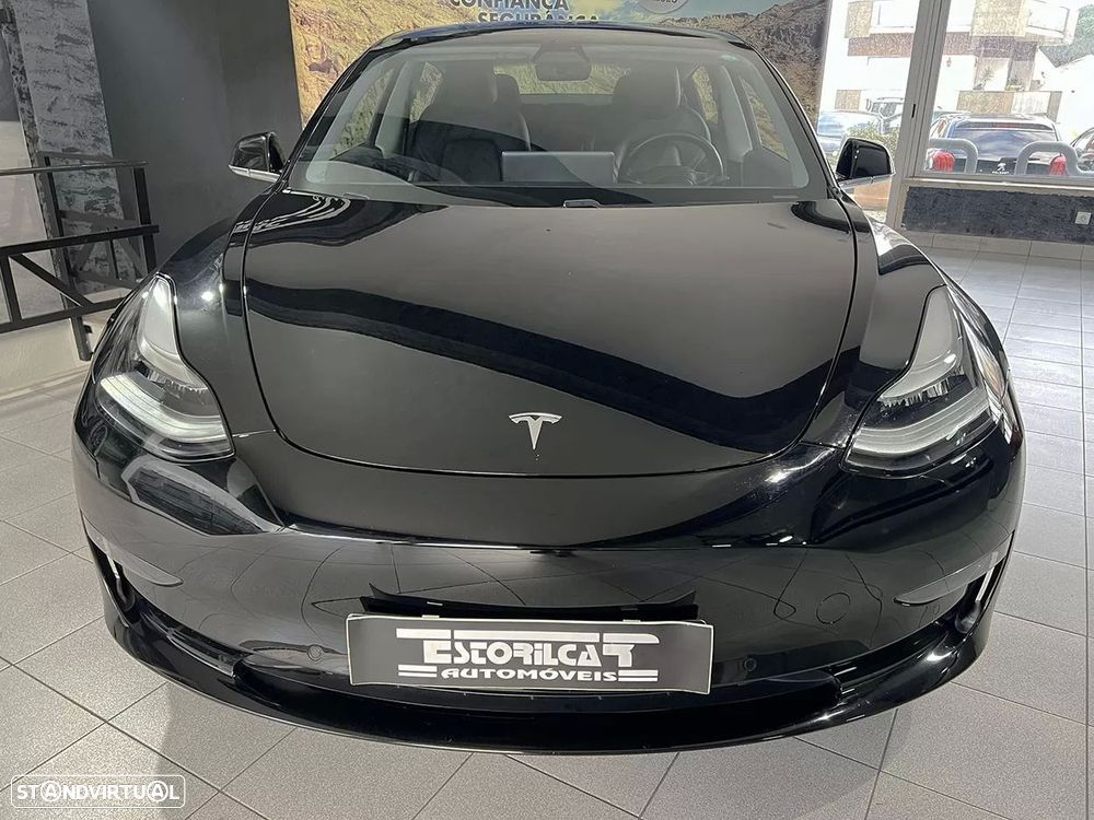 Tesla Model 3 - 6