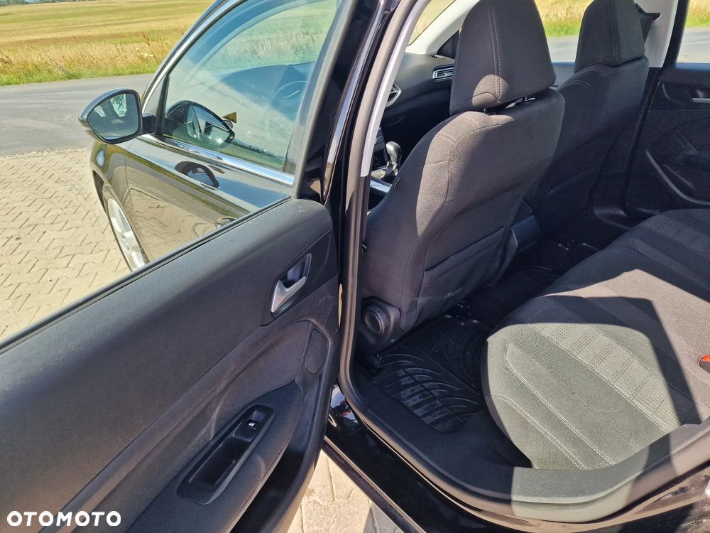 Peugeot 308 SW BlueHDi 100 Stop & Start Business-Line - 19