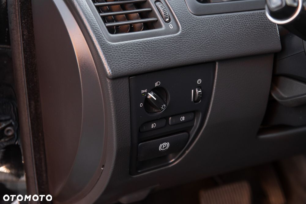 Volvo XC 90 D5 Executive - 17