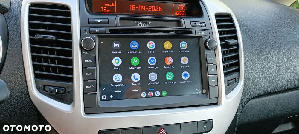 Kia Venga - 7