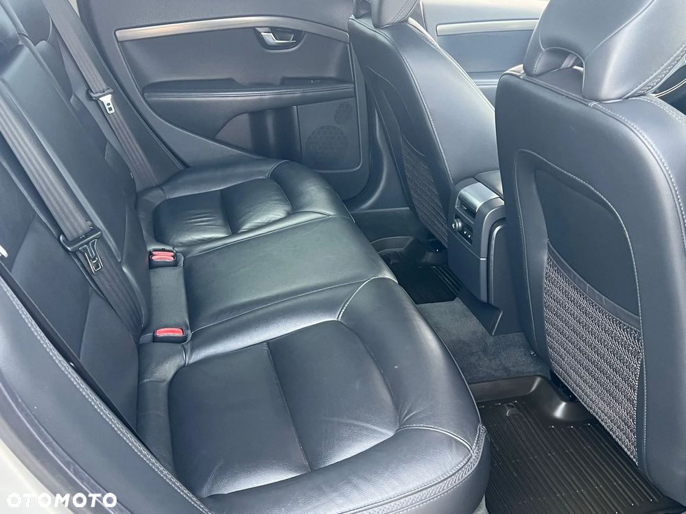 Volvo XC 70 D5 AWD Dynamic Summum - 27
