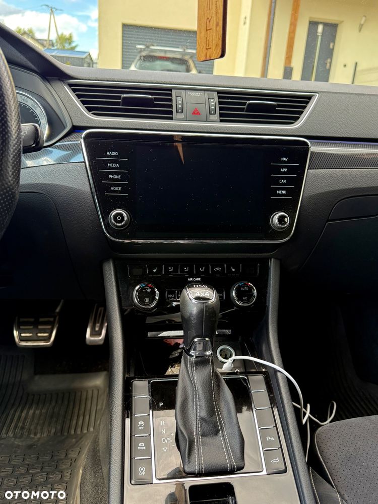 Skoda Superb 2.0 TSI 4x4 Sportline DSG - 7