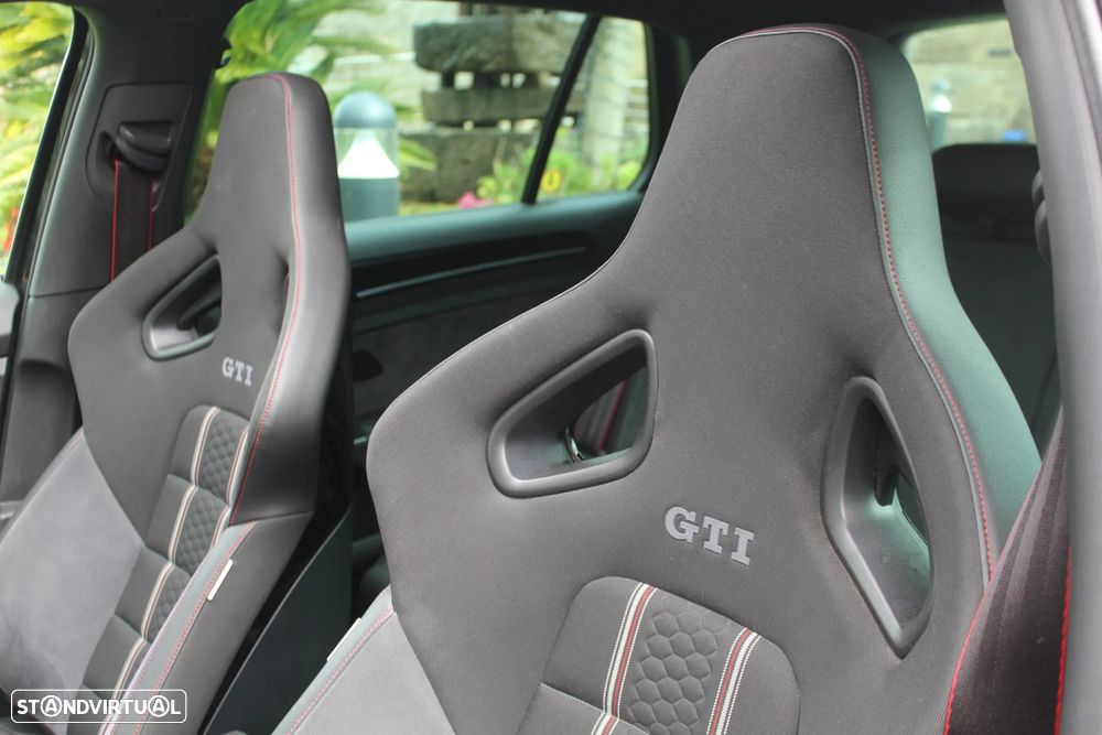 VW Golf GTI Clubsport - 12