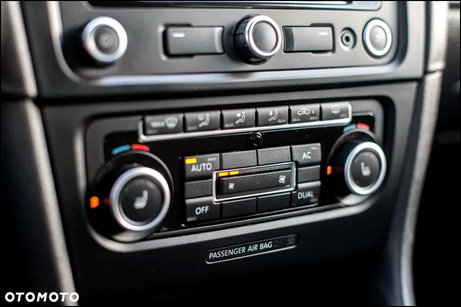 Volkswagen Golf - 26