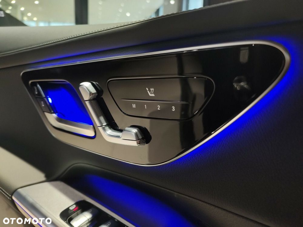 Mercedes-Benz GLC - 14