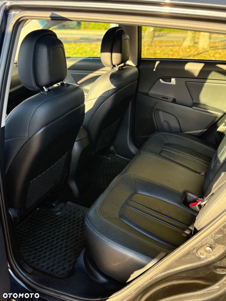 Kia Sportage - 8