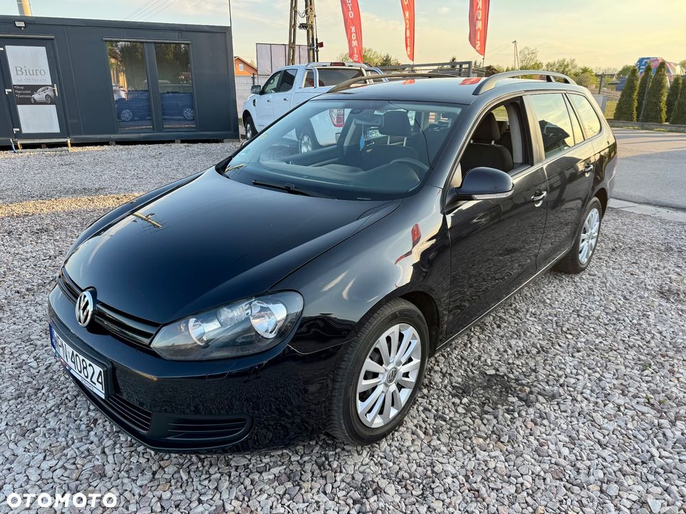 Volkswagen Golf - 1