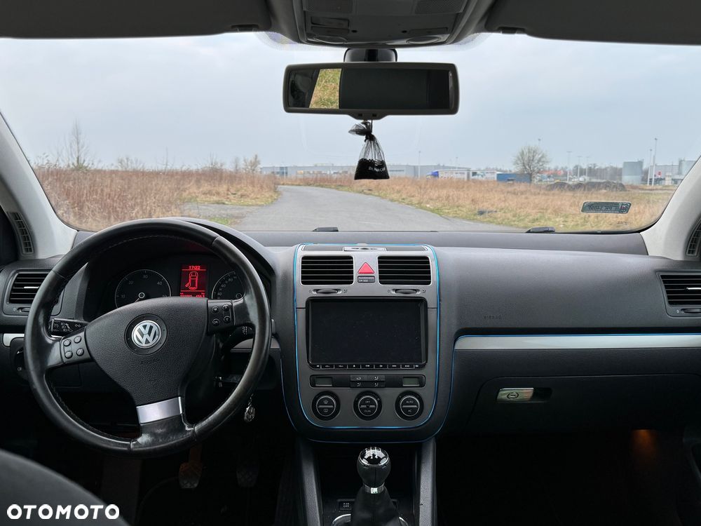 Volkswagen Golf V 1.9 TDI Comfortline - 9