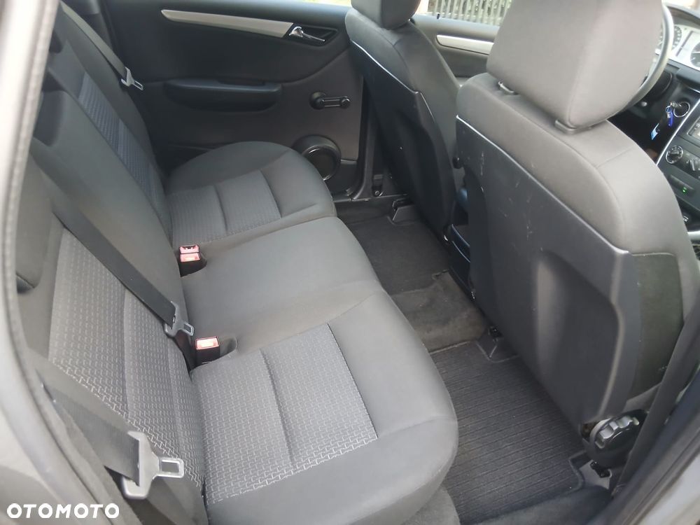 Mercedes-Benz Klasa B 150 BlueEFFICIENCY - 31