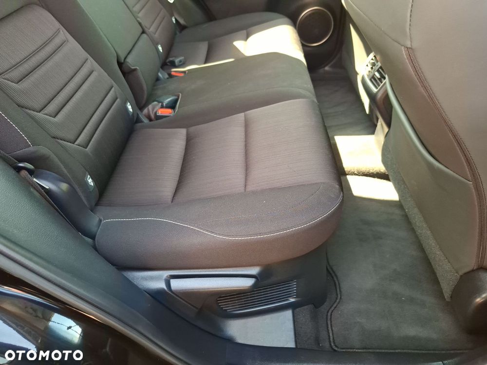 Lexus NX 300h Business Edition AWD - 23