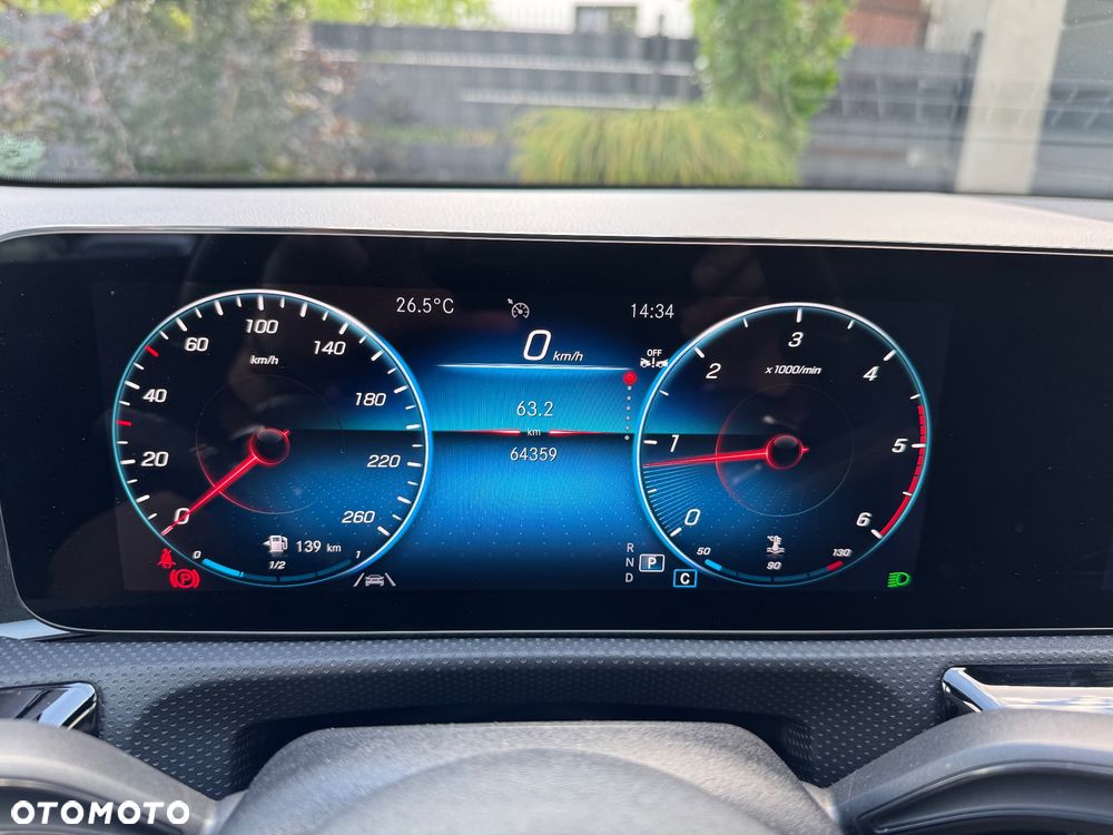 Mercedes-Benz CLA 200 d 4Matic 8G-DCT AMG Line - 17
