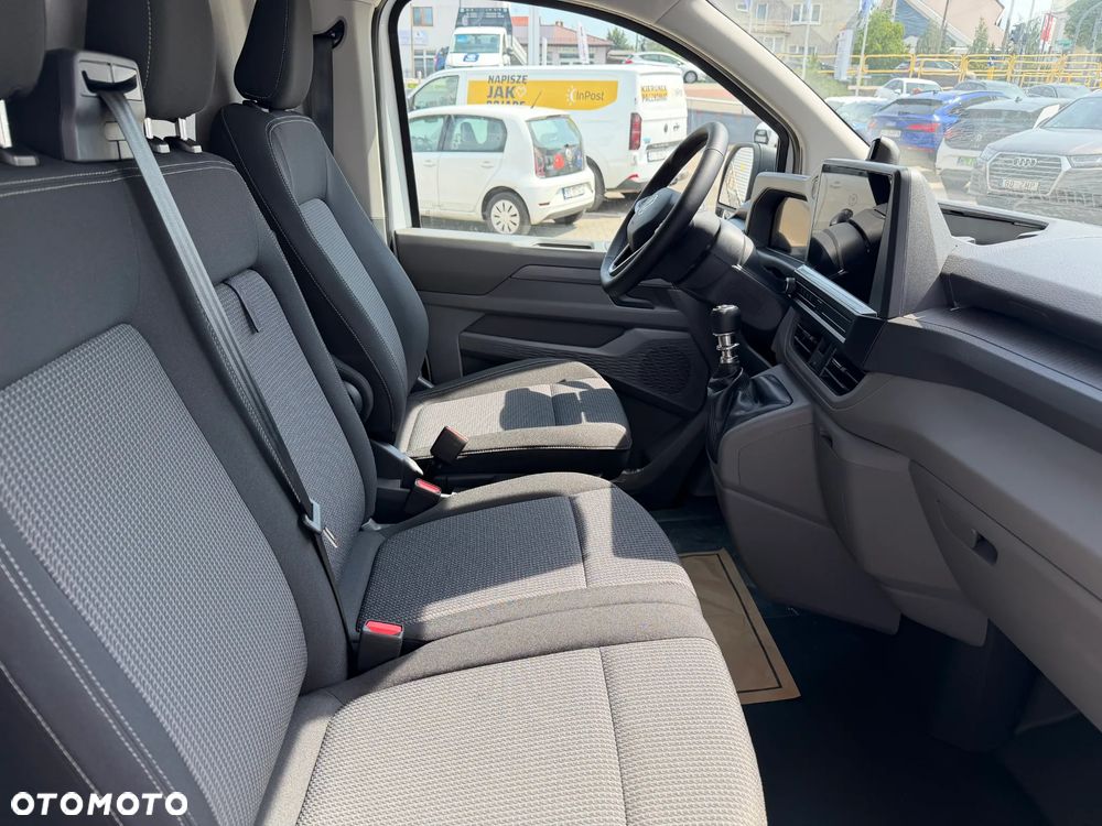 Volkswagen Transporter T7 - 10