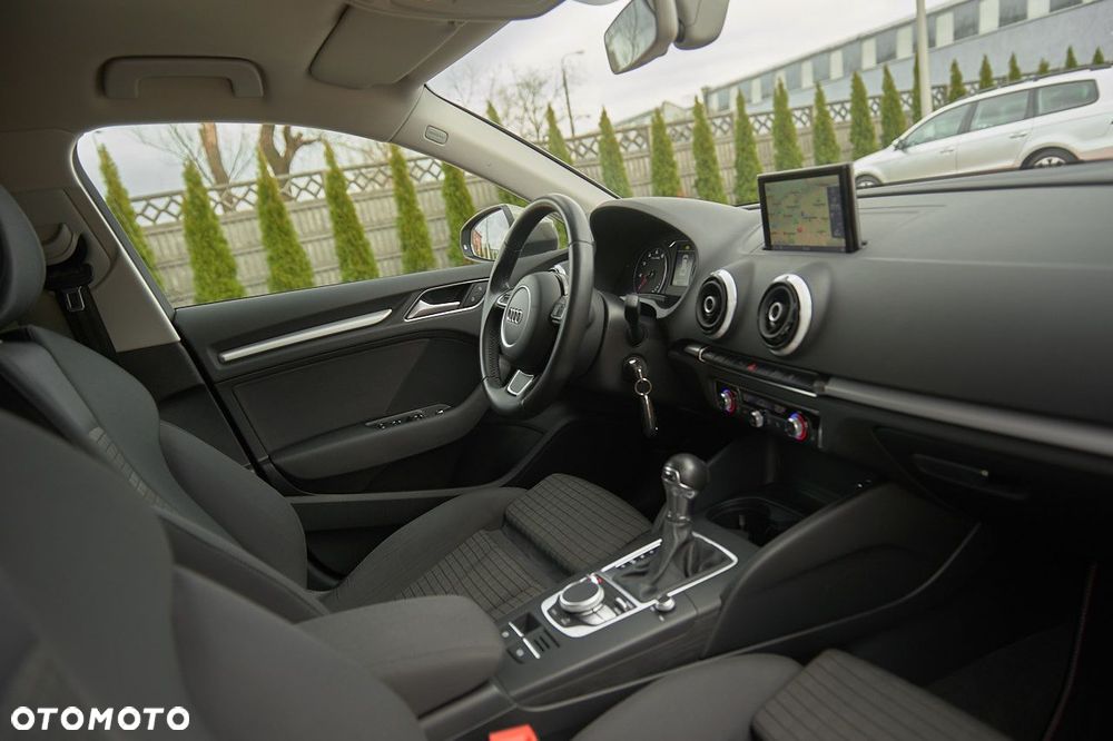 Audi A3 Sportback 1.4 TFSI Ambition S tronic - 11