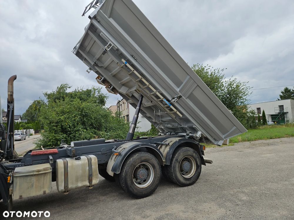 DAF CF - 10
