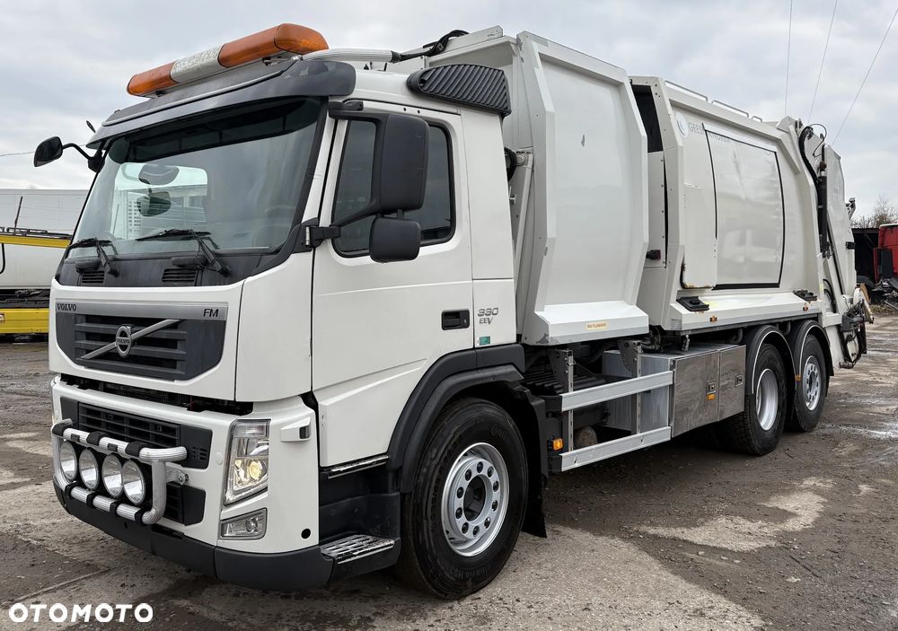 Volvo FM 330 EEV 6x2 / śmieciarka / 3 komory - 1