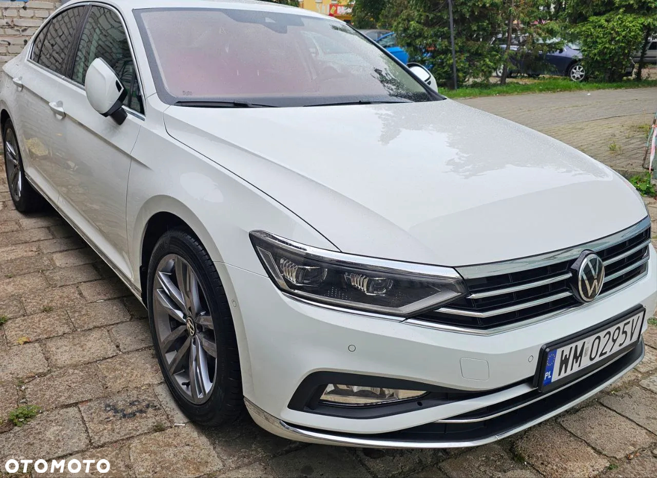Volkswagen Passat 2.0 TDI Elegance DSG - 32