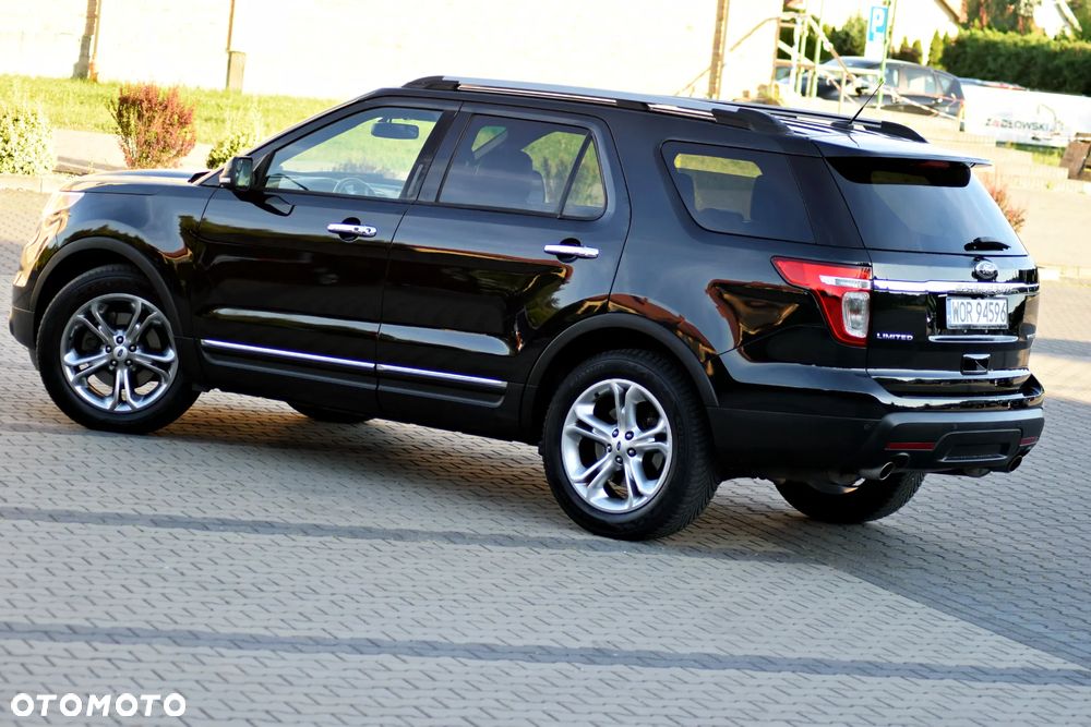 Ford Explorer - 24