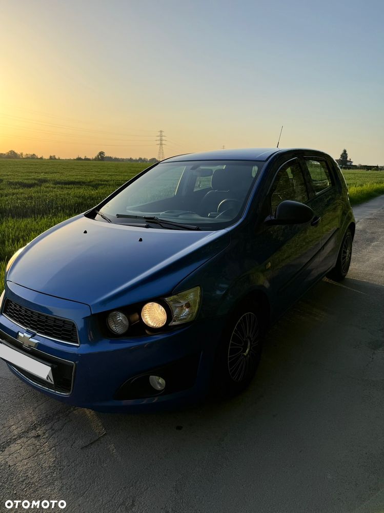 Chevrolet Aveo - 5