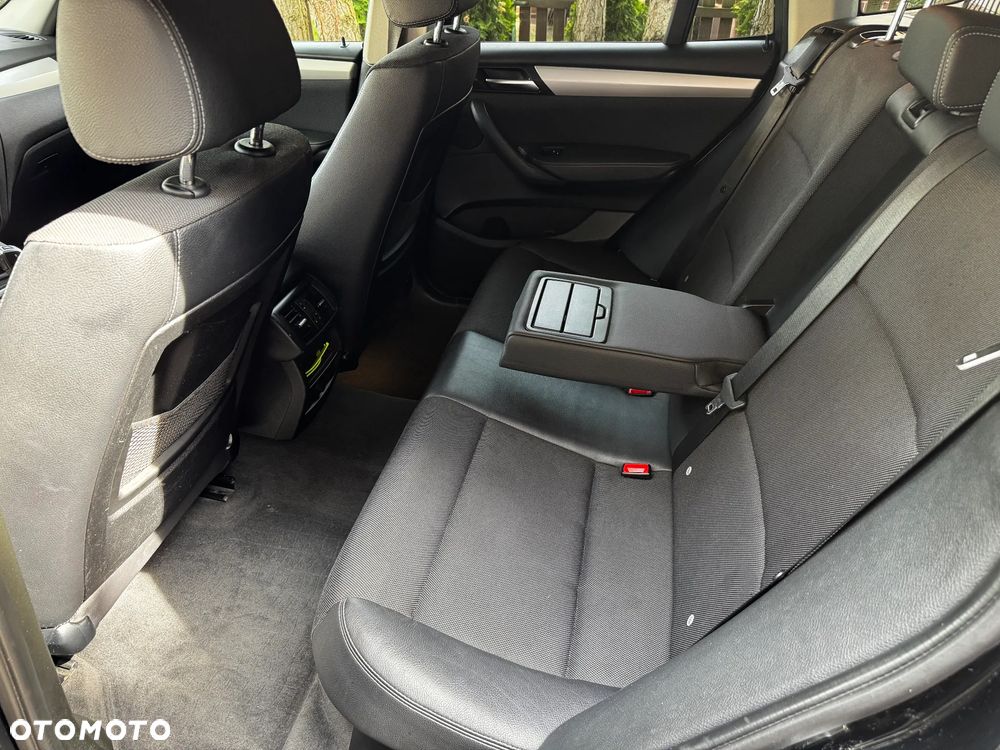 BMW X3 xDrive20d - 17