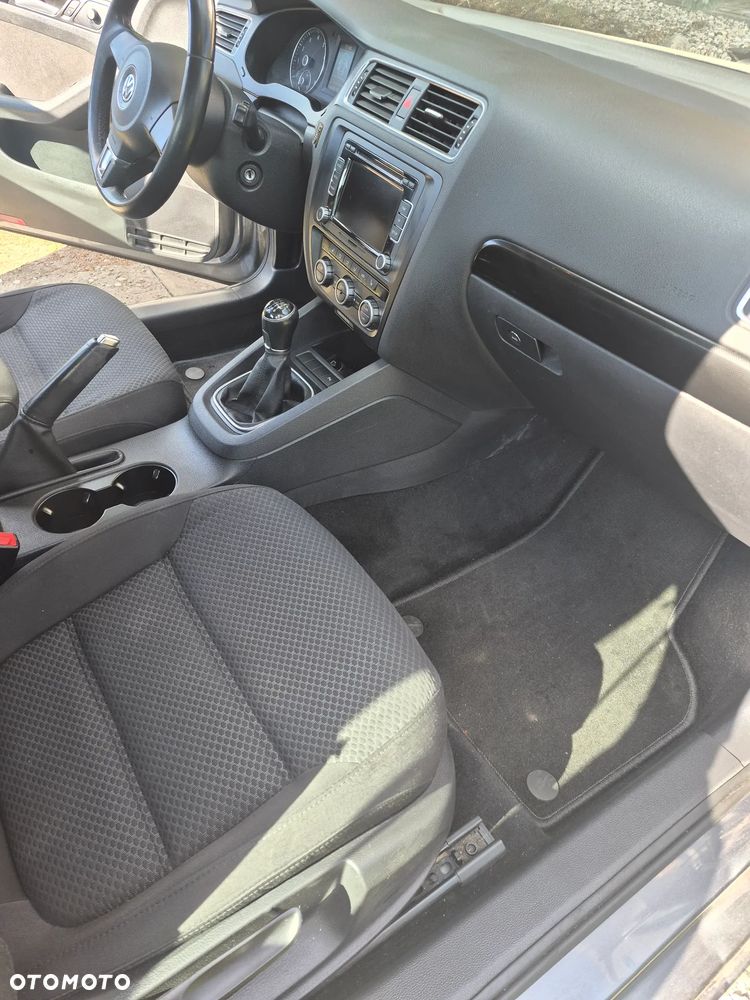 Volkswagen Jetta 1.4 TSI Comfortline - 10