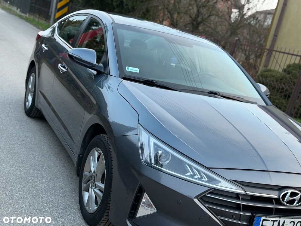 Hyundai Elantra 1.6 Comfort - 37