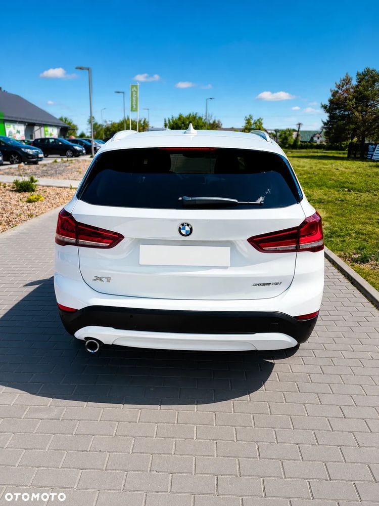 BMW X1 sDrive18i Advantage - 3