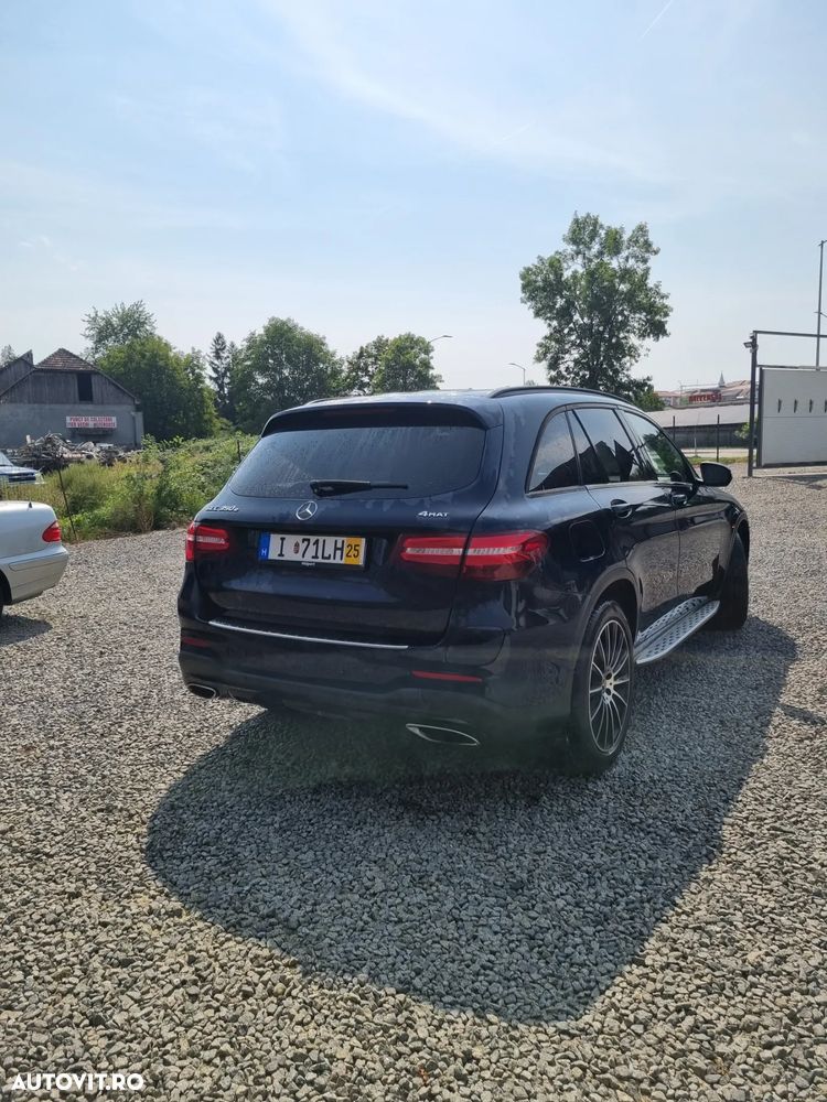 Mercedes-Benz GLC - 17