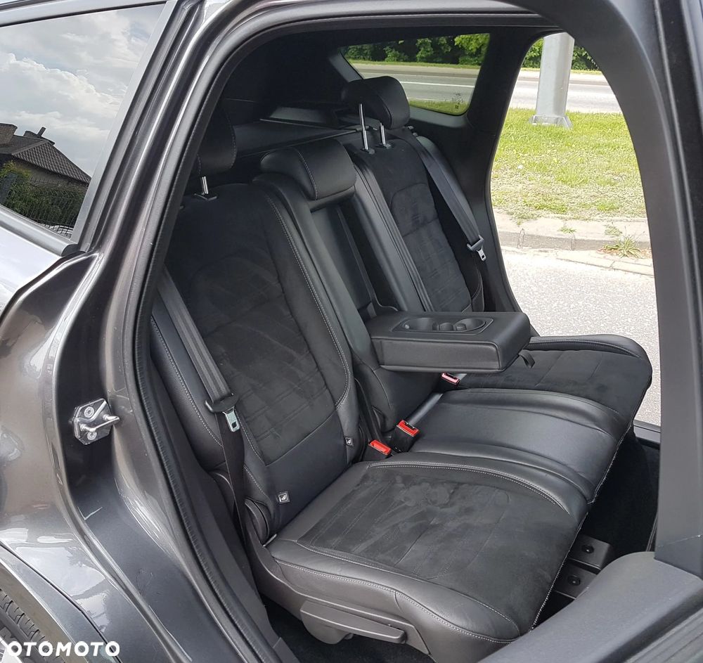 Ford Kuga 2.0 TDCi AWD ST-Line Black - 14